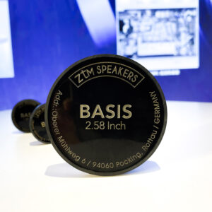 Basis: Unleashing the Ultimate Potential of Sound from a Physical Perspective On the path to the pinnacle of sound quality, we dedicate ourselves to the purity of voltage, the abundance of current, and the precision of digital streams. However, an omnipresent "invisible killer" often silently erodes our hard work—micro-vibrations. Whether it's sound waves surging in the air or subtle disturbances from the ground, they all create imperceptible resonances in your equipment, cables, and even speakers. These microscopic "noises" relentlessly interfere with the purity of the current, devour the weak details of the signal, and ultimately lead to compressed dynamics and blurred imaging. The ZtM Speakers Basis series of vibration damping pads is far more than a traditional, single-function "pad." It's a "resonance energy management system" based on multimodal damping theory. Its mission is to construct an absolutely stable, uncolored reference plane for every piece of your precious equipment, severing the constraints of vibration at its physical source and restoring the pure music that should belong to you.